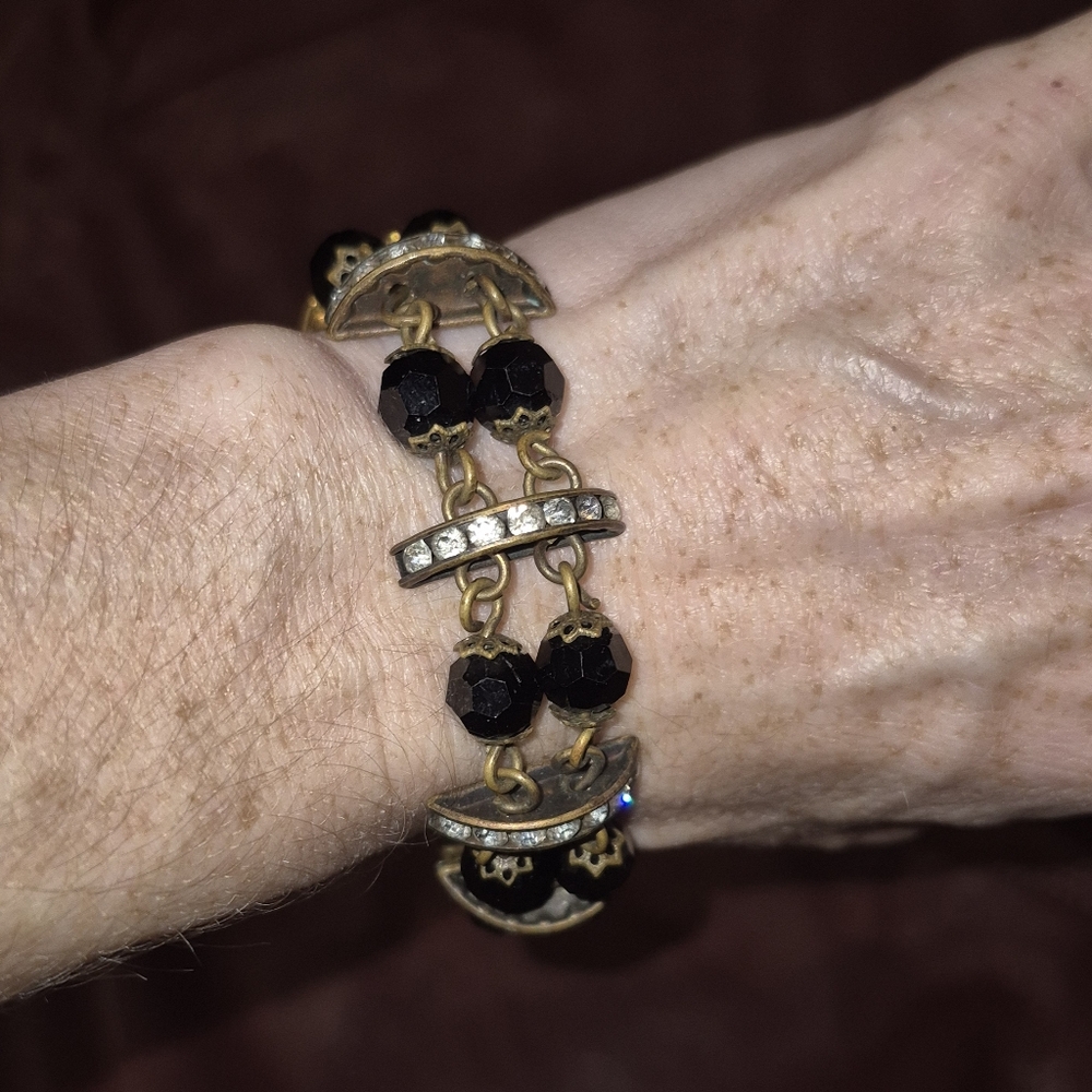 Elegant Black Crystal Link Bracelet EUC